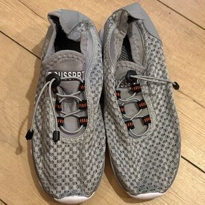 Gray Doussprt Water Shoes